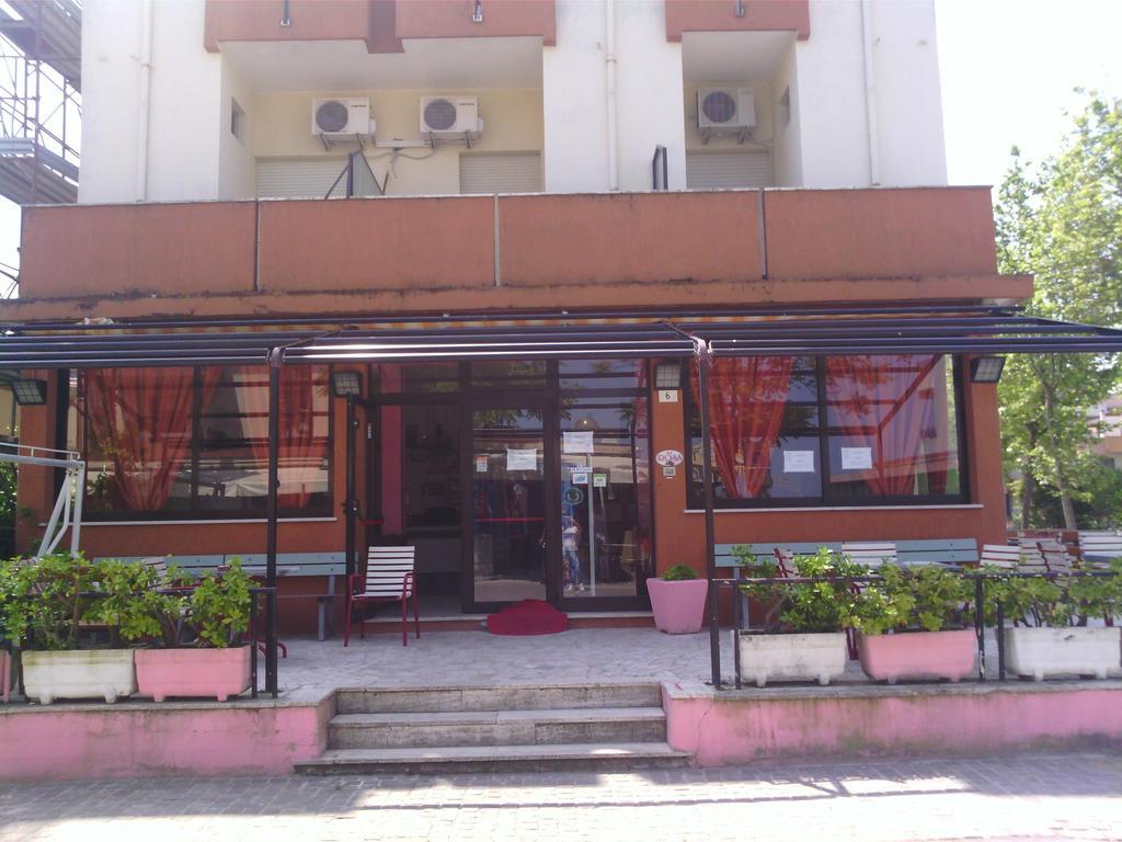 Hotel Rosa Rimini Dış mekan fotoğraf