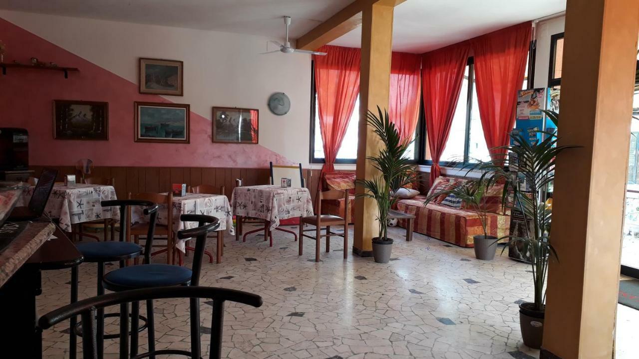 Hotel Rosa Rimini Dış mekan fotoğraf